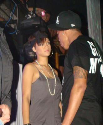 rihanna chris brown fight pics. Rihanna and Chris Brown