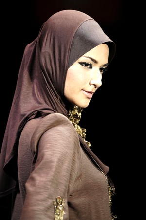malaysia models with muslim dress fashion 